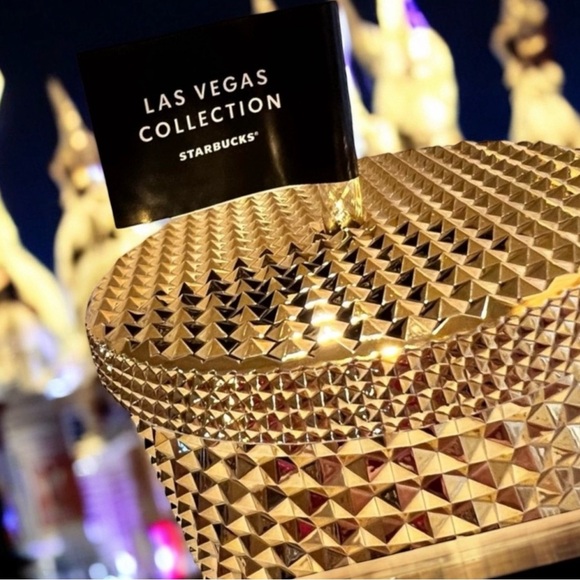 Las Vegas Golden Venti coffee cup You can only get this in Vegas baby! Lucky cup - Picture 13 of 16